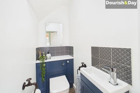 10 Oakley Close, Penkridge, Stafford, ST19 5ED