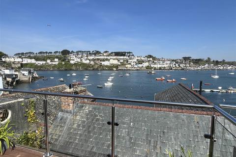 3 bedroom cottage for sale, West Street, Polruan