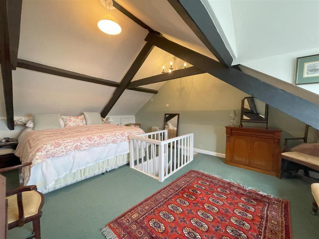 Bedroom one 3.jpg