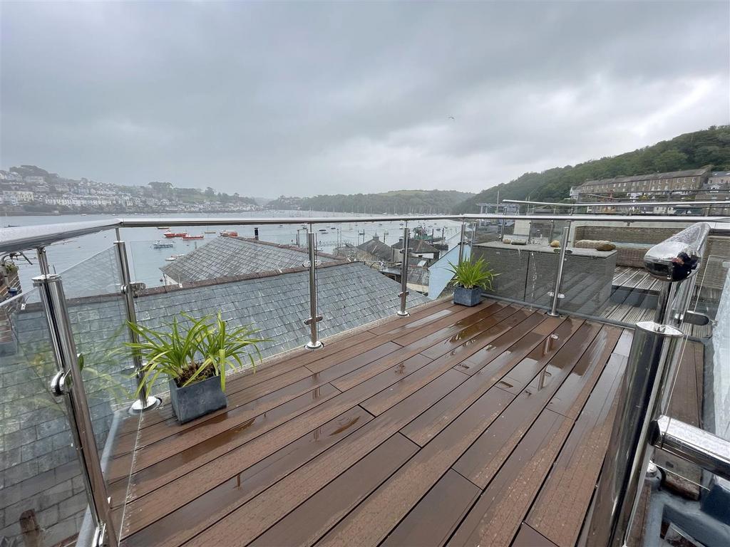 Terrace 2.jpg