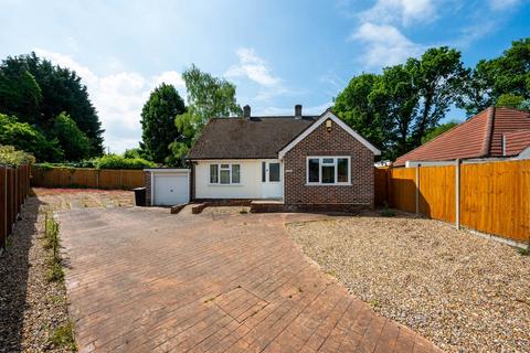 2 bedroom bungalow for sale, Claron, Guildford, GU2