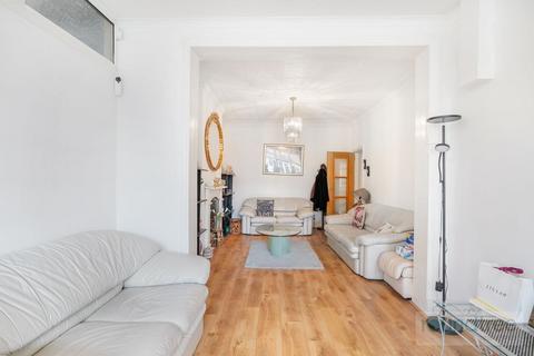 4 bedroom house for sale, Egerton Gardens, Hendon NW4