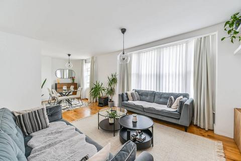 South Lambeth, Stockwell, London, SW8