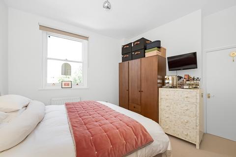2d Clock House Road, Beckenham, BR3 4JP