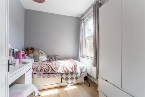 117 Studley Grange Road, London, W7 2LU