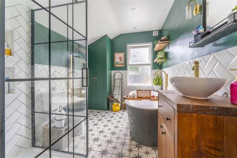 117 Studley Grange Road, London, W7 2LU