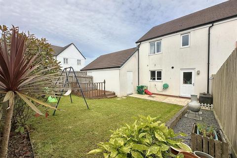 2 Gwarak Dherwen, Truro, TR2 4FF