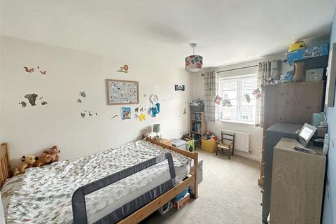 2 Gwarak Dherwen, Truro, TR2 4FF