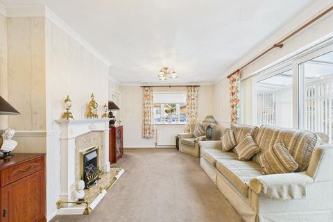 25 Leslie Grove, Calverton, Nottingham, NG14 6GL