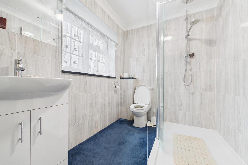 Shower Room.jpg