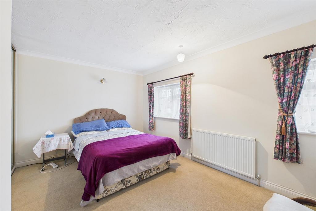 Bedroom 2.jpg