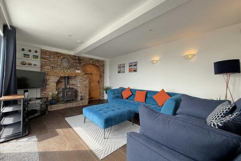 5 bedroom house for sale, Primrose Valley Flat Cliffs, Filey