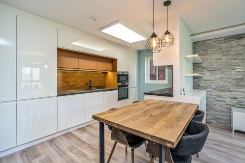 6/21 St. Clair Road, Edinburgh, EH6 8JY