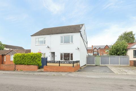 South Street North, Chesterfield S43