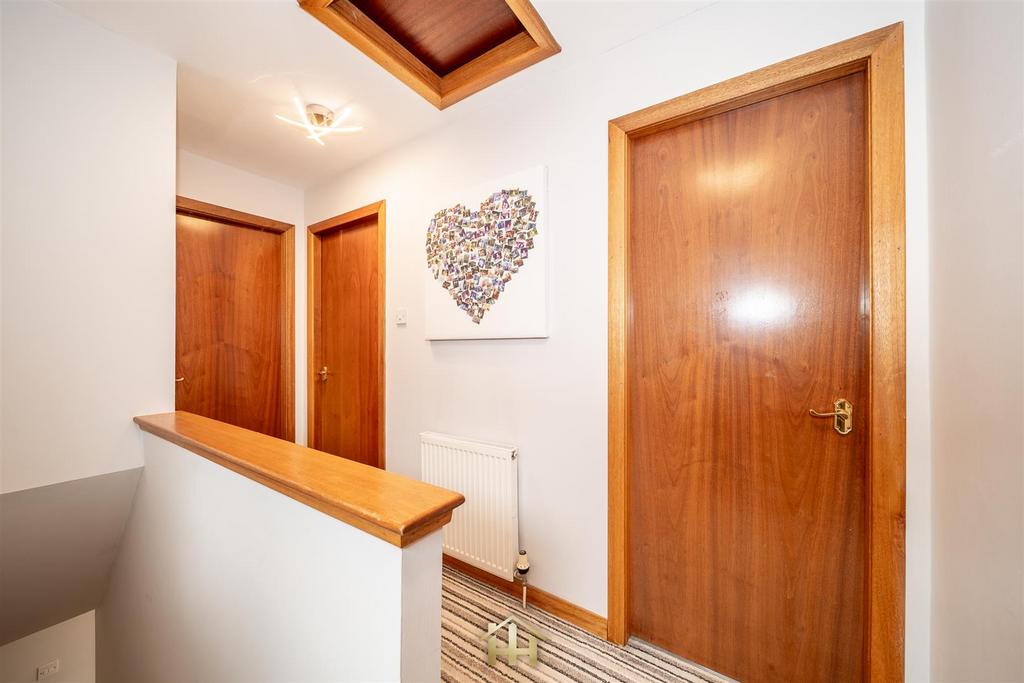 11 Campbell Crescent Arbroath DD11 4 JP 090625 EDIT