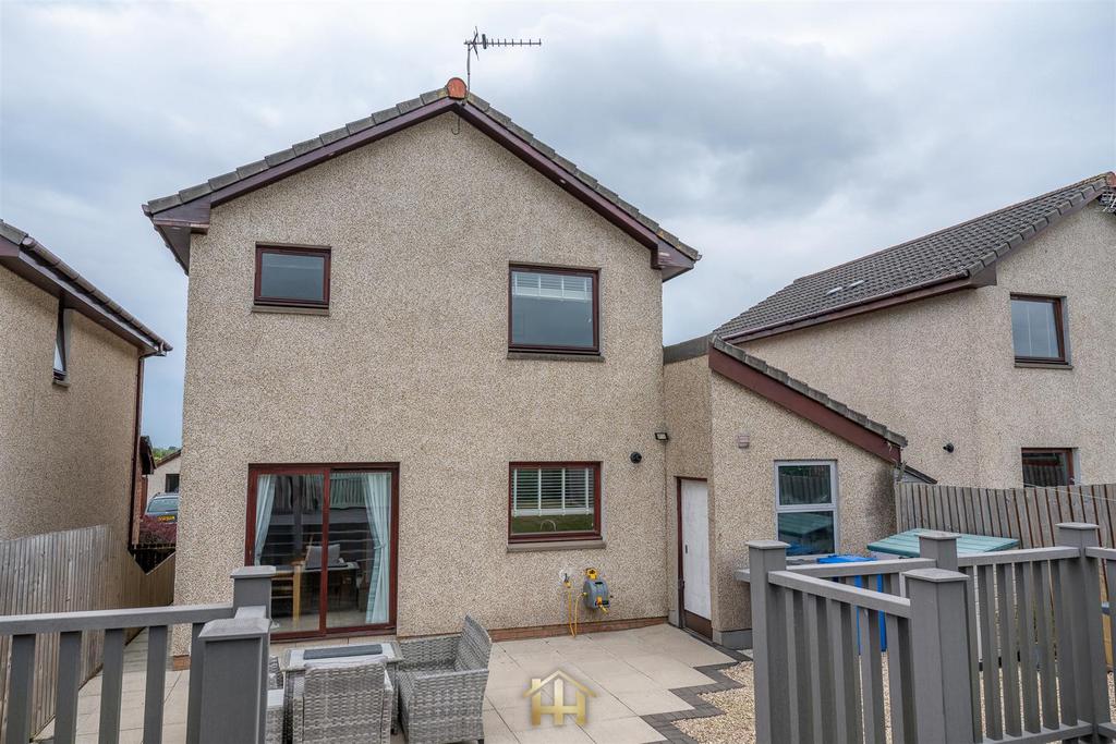 11 Campbell Crescent Arbroath DD11 4 JP 090625 EDIT