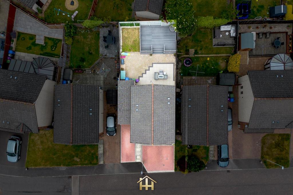 11 Campbell Crescent Arbroath DD11 4 JP 090625 EDIT