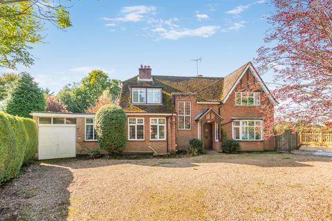 Homefield Brays Close, Hyde Heath, Amersham, HP6 5RZ