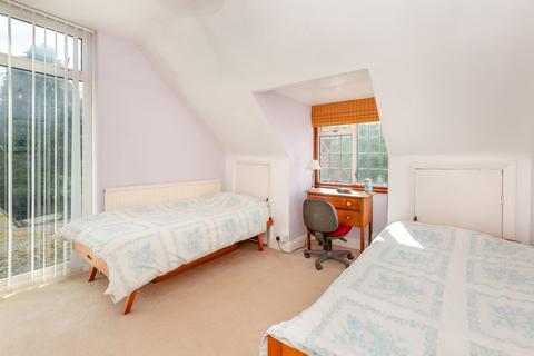 Homefield Brays Close, Hyde Heath, Amersham, HP6 5RZ