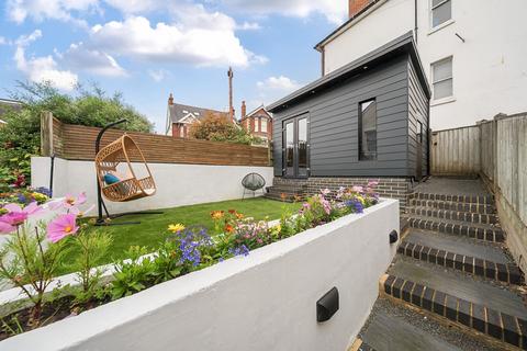 4 bedroom semi-detached house for sale, St. James Park, Tunbridge Wells, TN1