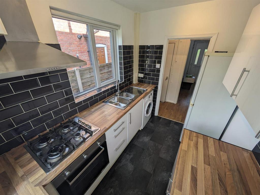 House in Manchester, Withington - View 4
