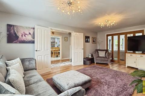 7 Llys Yr Afon, Godrergraig, Swansea, SA9 2BL