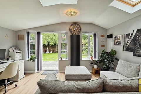 7 Llys Yr Afon, Godrergraig, Swansea, SA9 2BL