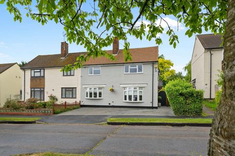 4 bedroom semi-detached house for sale, Parkfields, Harlow CM19