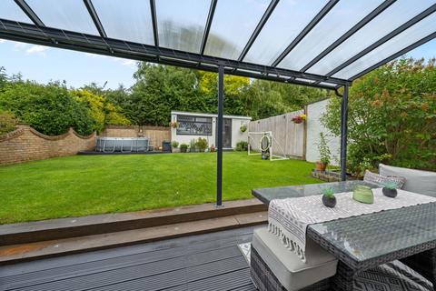 4 bedroom semi-detached house for sale, Parkfields, Harlow CM19