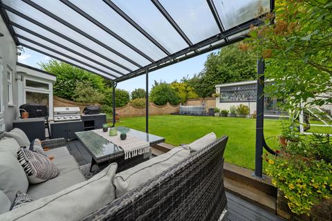 4 bedroom semi-detached house for sale, Parkfields, Harlow CM19