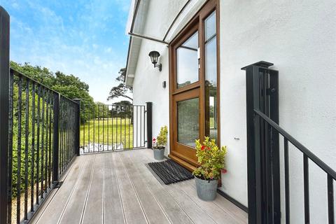 undefined, York Avenue, East Cowes, Isle of Wight