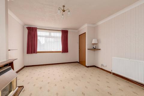 39 Clermiston Place, Edinburgh, EH4 7DR