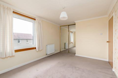 39 Clermiston Place, Edinburgh, EH4 7DR