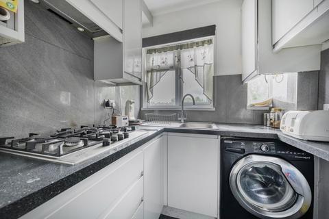 2 bedroom maisonette for sale, Alexandra Close, Harrow, Middlesex
