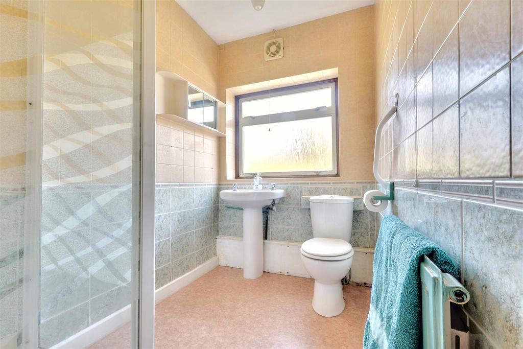 Shower Room 1.jpeg
