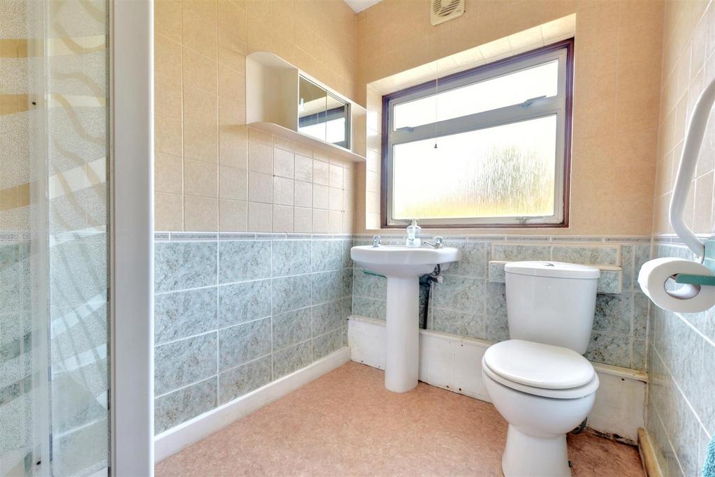 Shower Room 2.jpeg