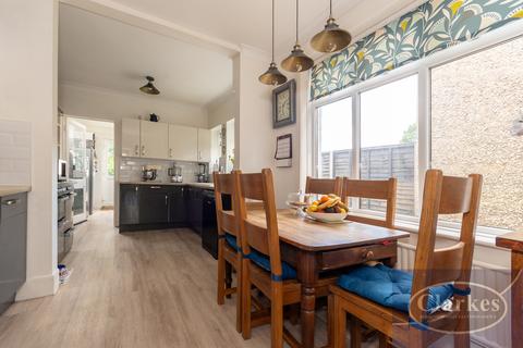 4 bedroom detached house for sale, Namu Road, Victoria Park, Bournemouth