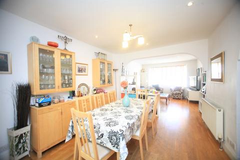 4 bedroom house to rent, Holders Hill Road, Mill Hill, NW7