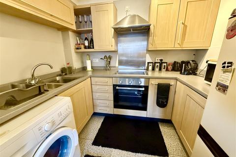 1 bedroom flat for sale, High Street, Stalham NR12