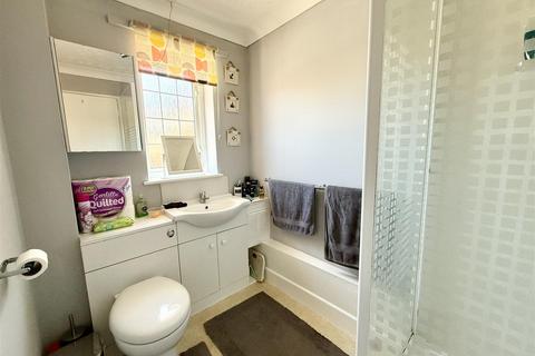 1 bedroom flat for sale, High Street, Stalham NR12