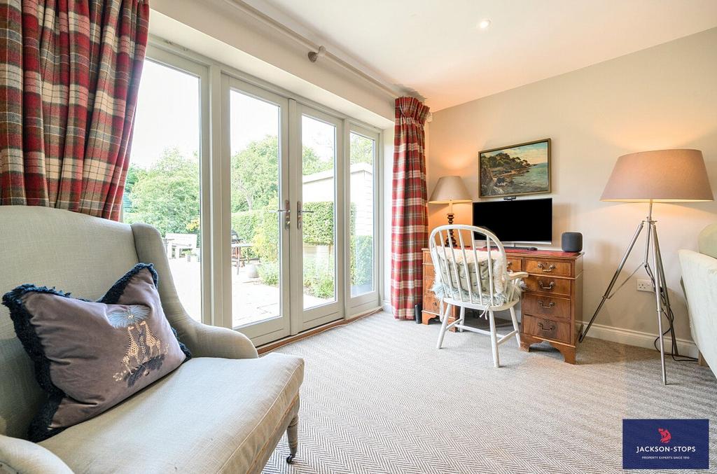 Sitting Room C