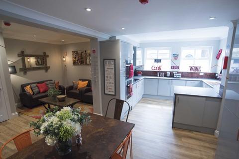 undefined, Old Town, Wiltshire SN1