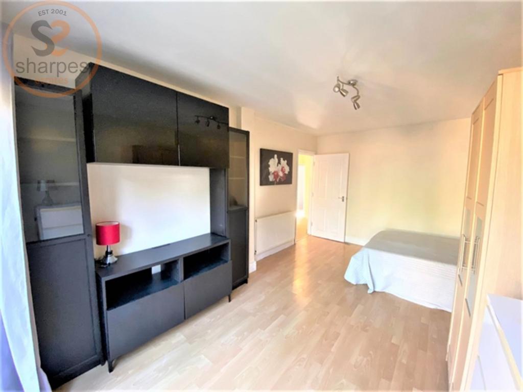 Apartment in Wimbledon - View 4