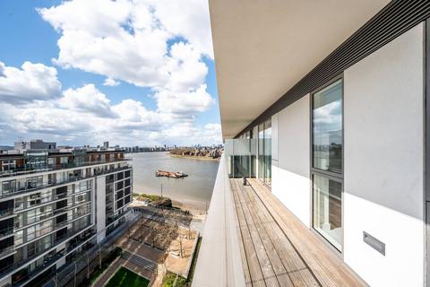 River Gardens Walk, Greenwich, London, SE10