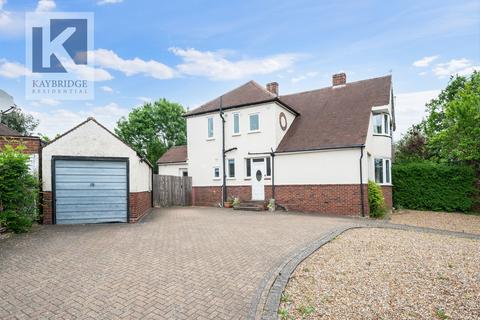 3 bedroom semi-detached house for sale, Kingston Road, Epsom, KT19