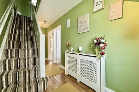 103 Jer Lane, Bradford, BD7 4NW