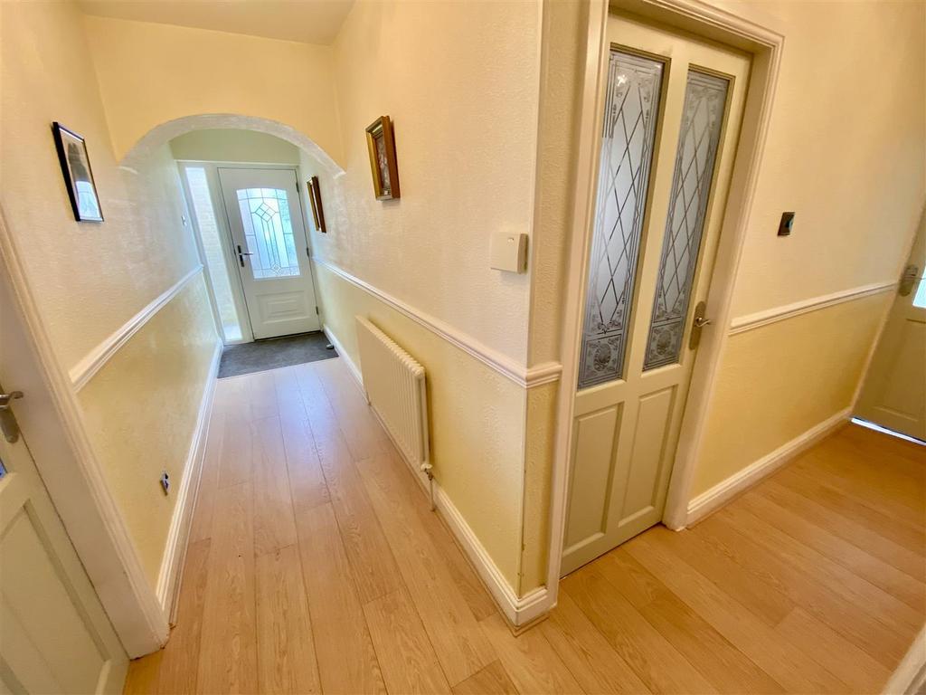 Bramleys Estate Agents - Lady Heton Drive - Mirfie