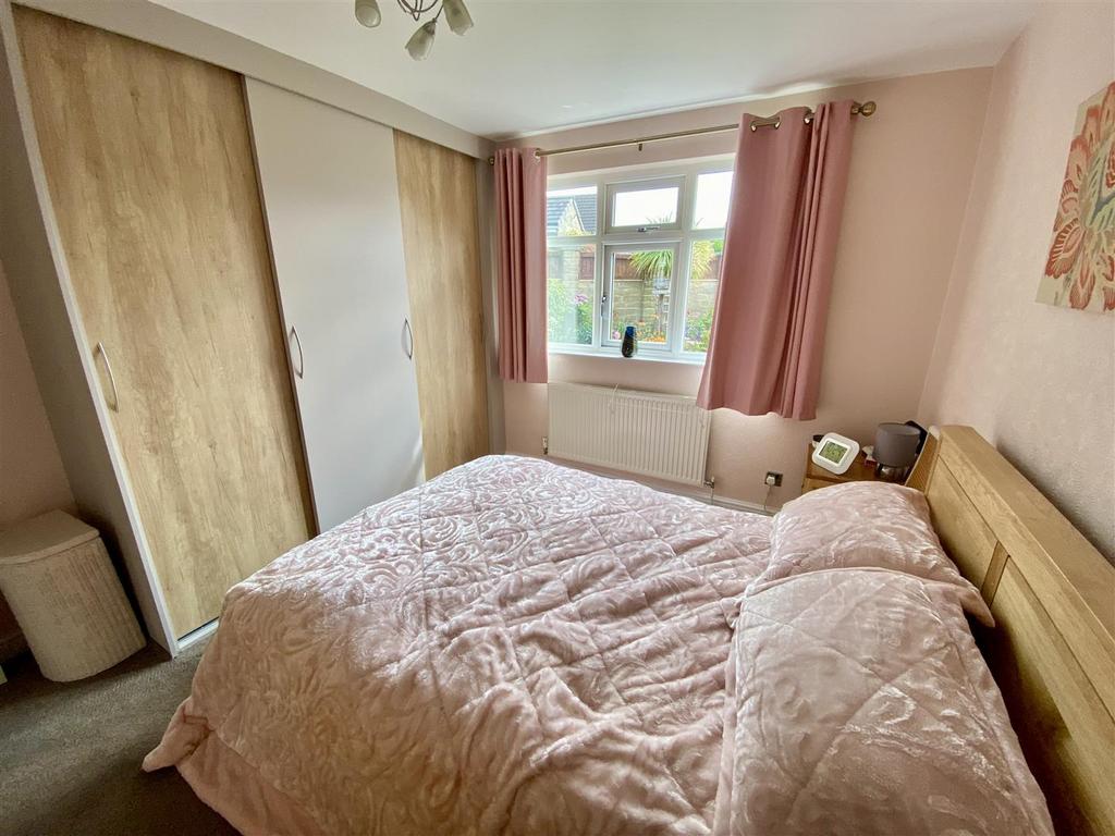 Bramleys Estate Agents - Lady Heton Drive - Mirfie