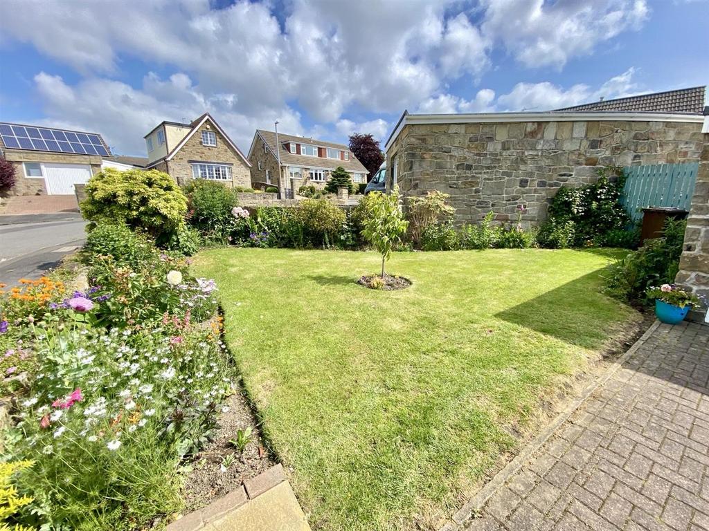 Bramleys Estate Agents - Lady Heton Drive - Mirfie
