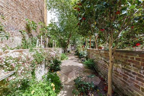 5 bedroom house for sale, Hanover Gardens, London SE11